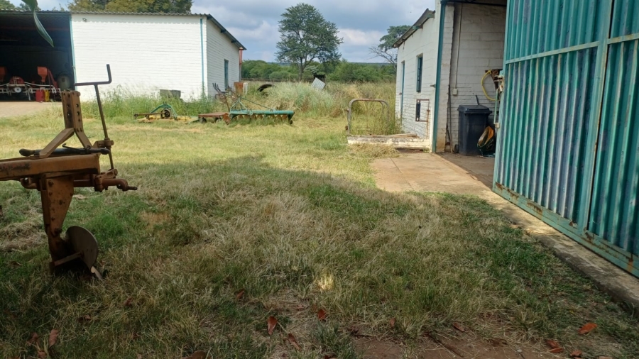 4 Bedroom Property for Sale in Waterval S H North West